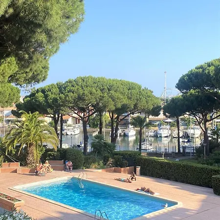 Apartment Avec Vue Port, Piscine & Parking Prive Agde