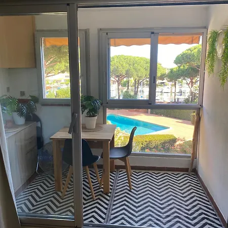 Avec Vue Port, Piscine & Parking Prive דירה