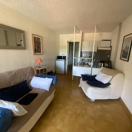 Avec Vue Port, Piscine & Parking Prive אגדה